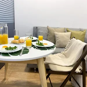 Апартаменты студия в стиле Loft в центре города, Алматы